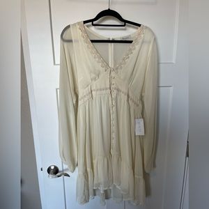 The Clothing Company Willow Cream Lace Dress